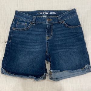 Size 10/12 girls cat & jack jean shorts